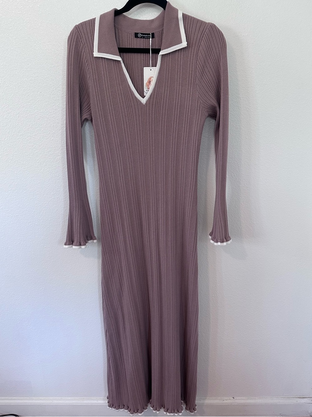 Ribbed Mauve Long-Sleeve Knit Dress with Contrast Trim